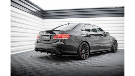 Central Rear Splitter (with vertical bars) Mercedes-Benz E63 AMG Sedan W212 Facelift Gloss Black