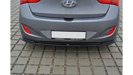 Splitter Hyundai i30 II Tył Środkowy Gloss Black