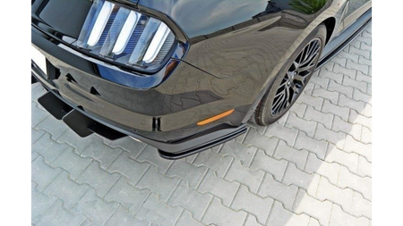 Splitter Ford Mustang VI GT Rear Side Gloss Black