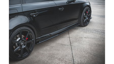 Dokładka Audi RS3 8V Facelift Sportback Progi v.2 Gloss Black