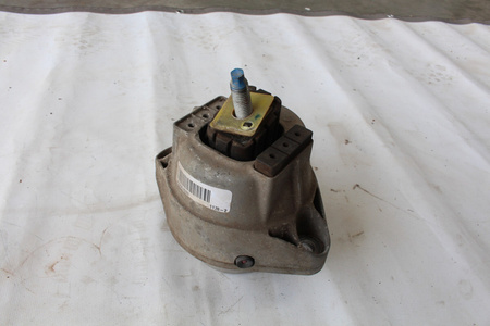 Poduszka silnika Camaro SS 2016+ OEM 22957033