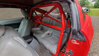 Bolt-in Half Roll Cage Ford Mustang V Red