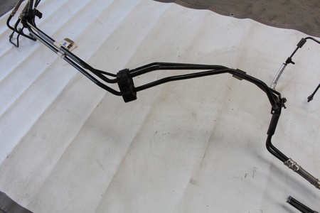 Przewody hamulcowe przód OE 23161868 Camaro SS