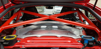 Bolt-in Half Roll Cage Porsche Cayman 718 Red
