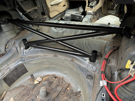 Xbrace strut bar BMW 3 E46 Coupe White