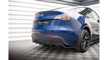 Splitter Tesla Model Y Rear Central with Diffuser Gloss Black