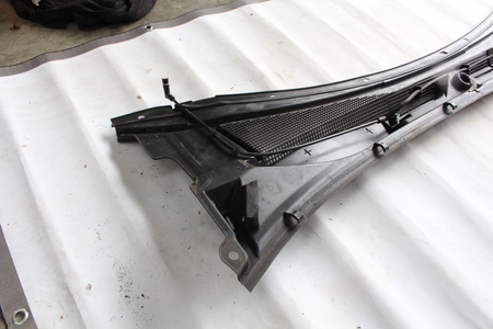 Ppodszybie Camaro SS cabrio 2016+ OE 23376266