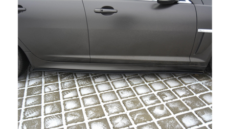 Dokładka Jaguar XF (X250) I SPORTBRAKE S-PACK Progi Gloss Black