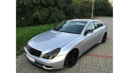 Dokładka Mercedes-Benz C219 Progi Gloss Black