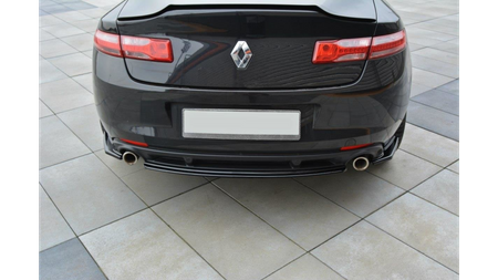 Splitter Renault Laguna III Tył Środkowy Gloss Black