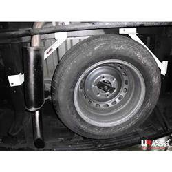 Hyundai H1 07+ 2.5D UltraRacing 2x 2-point rear Bars 1620
