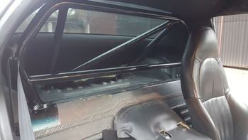 Bolt-in Half Roll Cage Chevrolet Corvette C5 Black
