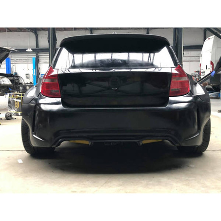 Bodykit BMW 1 E81 E87 Klapa Widebody Royal