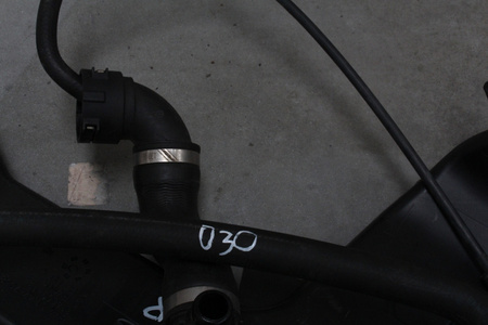 Przewód rura pompy płynu chłodniczego BMW E92 17127797259