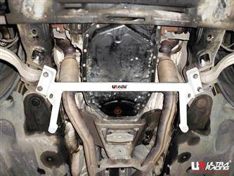 Audi A6 / A7 10+ UltraRacing 2-point front lower Bar