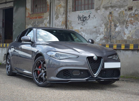 Splitter Alfa Romeo Giulia Veloce przód v.1 Gloss Black