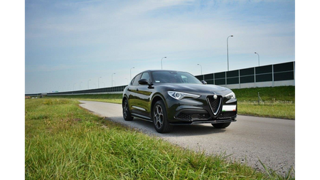 Dokładka Alfa Romeo Stelvio Progi Gloss Black