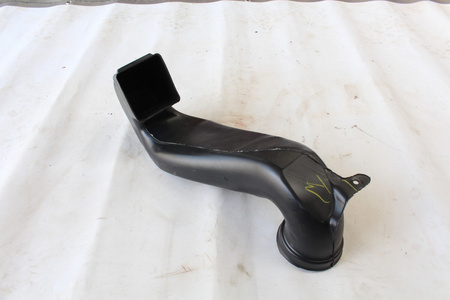 Rura dolot filtra powietrza OEM 23508889 Camaro SS 2016+