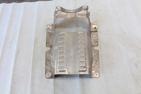 Osłona wydechu Camaro SS 2016+ 23444746