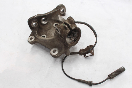 Zwrotnica prawy przód BMW E92 3121676444403