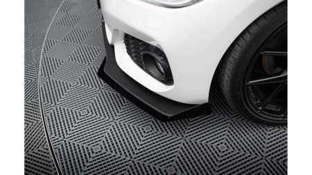 Splitter Przedni Racing Durability v.3 + Flaps BMW 1 F20 M-Pack Facelift / M140i Black-Red + Gloss Flaps