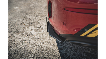 Splitter Mercedes-Benz C C205 C43 Tył Boczne Racing Durability Black-Red + Gloss Flaps