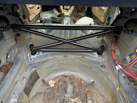 Xbrace strut bar BMW 3 E46 Coupe White