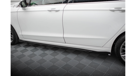 Diffuser Ford Mondeo V Facelift Fusion II Facelift Side Skirts Street Pro Black + Gloss Flaps