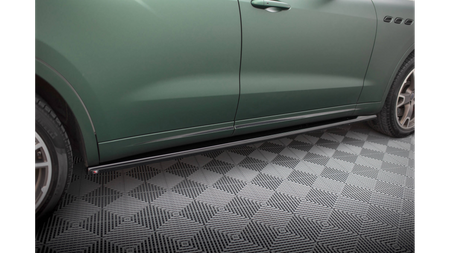 Splitters set Maserati Levante Mk1