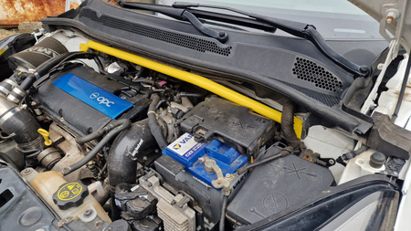 Front upper strut bar Opel Corsa D E OPC White