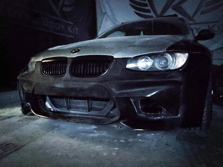 Bodykit BMW 3 E92 Zderzak przód Royal