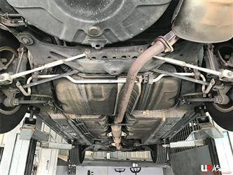 Rozpórka Toyota Camry XV30 2.4 2WD 02-06 UltraRacing tylna Sway Bar 19mm