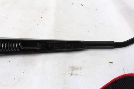 Right wiper arm Chevrolet Camaro SS 2016+