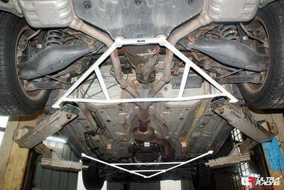 Rozpórka Mercedes SLK 200 04-11 2.0 UltraRacing 4Point tylna dolna Bar