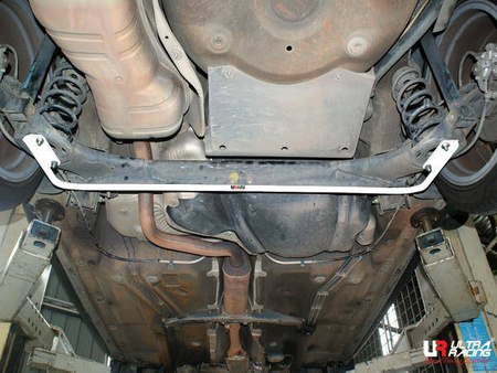 Rozpórka VW Golf 4 97-06 1.8 UltraRacing tylna Sway Bar 18mm