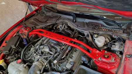 Rozpórka Ford Mustang VI przednia górna Red