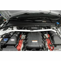 Rozpórka Audi RS5 8T 4.2 10-15 4WD Ultra Racing przednia górna Strutbar