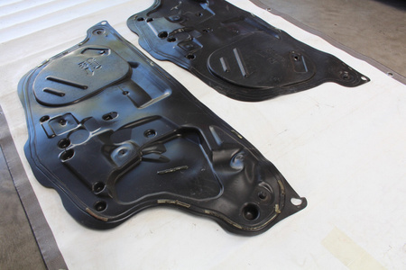 Gumowa osłona wewnątrz drzwi 2 P+L Camaro SS 2016+