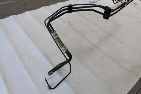 Przewody hamulcowe przód OE 23161868 Camaro SS