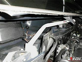Rozpórka Volkswagen Sharan TYP 7N 2.0 TDI 10+ UltraRacing 2-punktowa przednia górna Strutbar