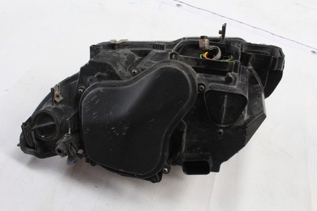 Reflektor prawy przód BMW E92 0301230672 Europa