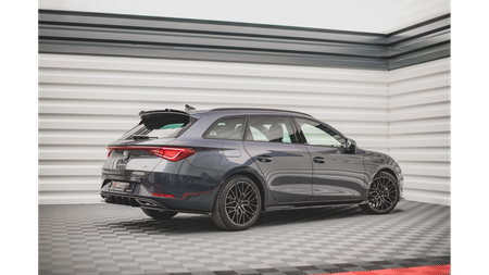 Dokładka Seat Leon FR IV Cupra Leon Progi v.2 Gloss Black