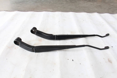 Right wiper arm Chevrolet Camaro SS 2016+