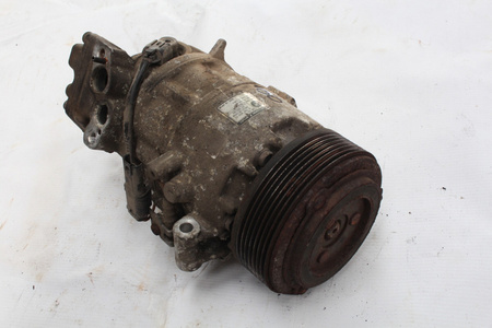 Kompresor sprężarka klimatyzacji BMW E92 915682002 318i 118i