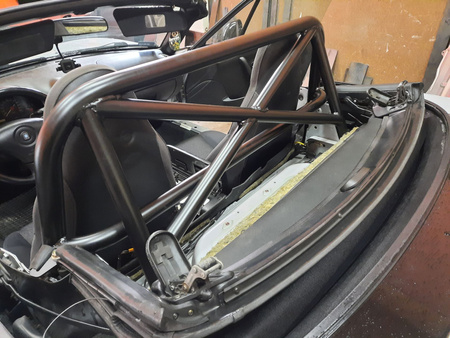 Rollbar skręcana pół klatka Mazda MX5 NA NB Miata Red
