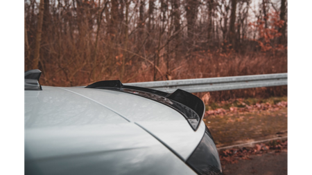 Przedłużenie Spoilera Volkswagen Golf 8 GTI R v.2 Gloss Black