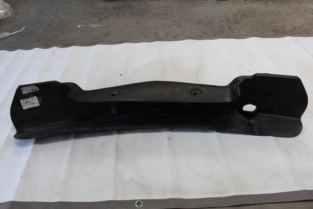 Osłona górna pasa przedniego OE 84001741 Camaro SS