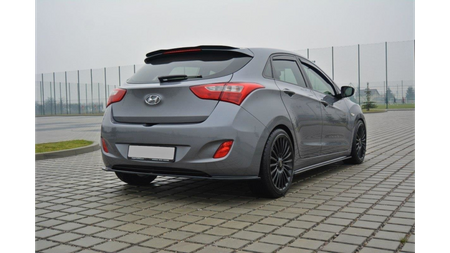 Splitter Hyundai i30 II Tył Środkowy Gloss Black