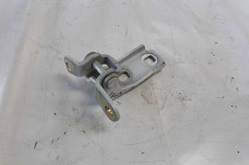 Zawias drzwi lewy dolny Camaro SS cabrio 2016+