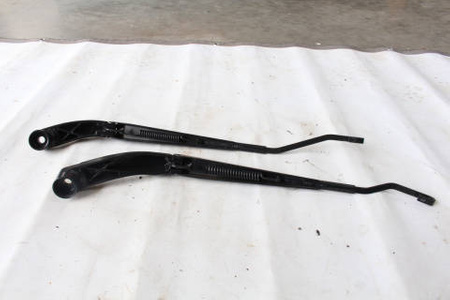 Right wiper arm Chevrolet Camaro SS 2016+